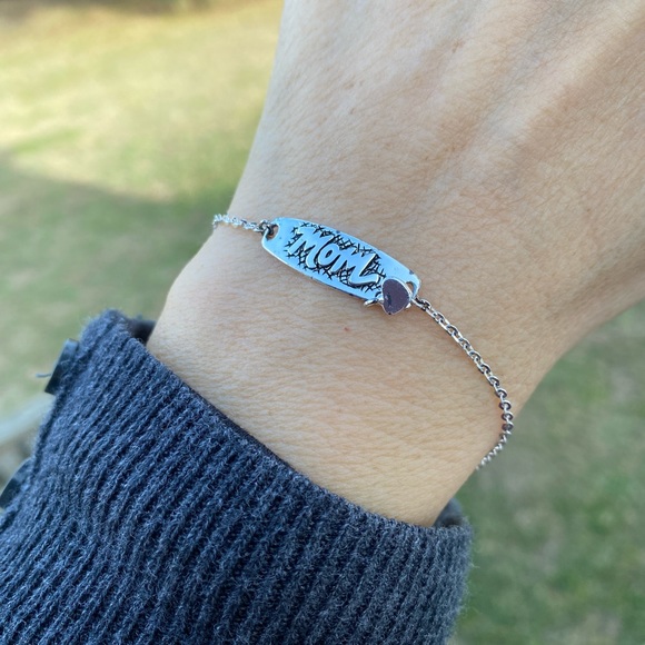 Mom bracelet .925 Sterling Silver with heart dangle dainty 7.25” - Picture 2 of 9